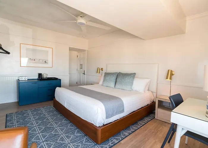 Newport Beach Hotel